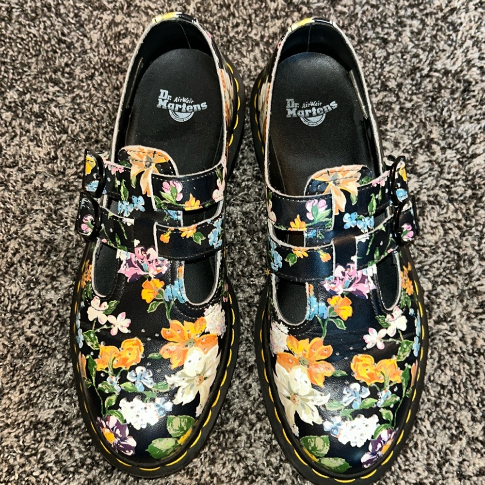 Dr. Marten's Floral Wanderlust Mary Janes Size 8 SUPER CUTE